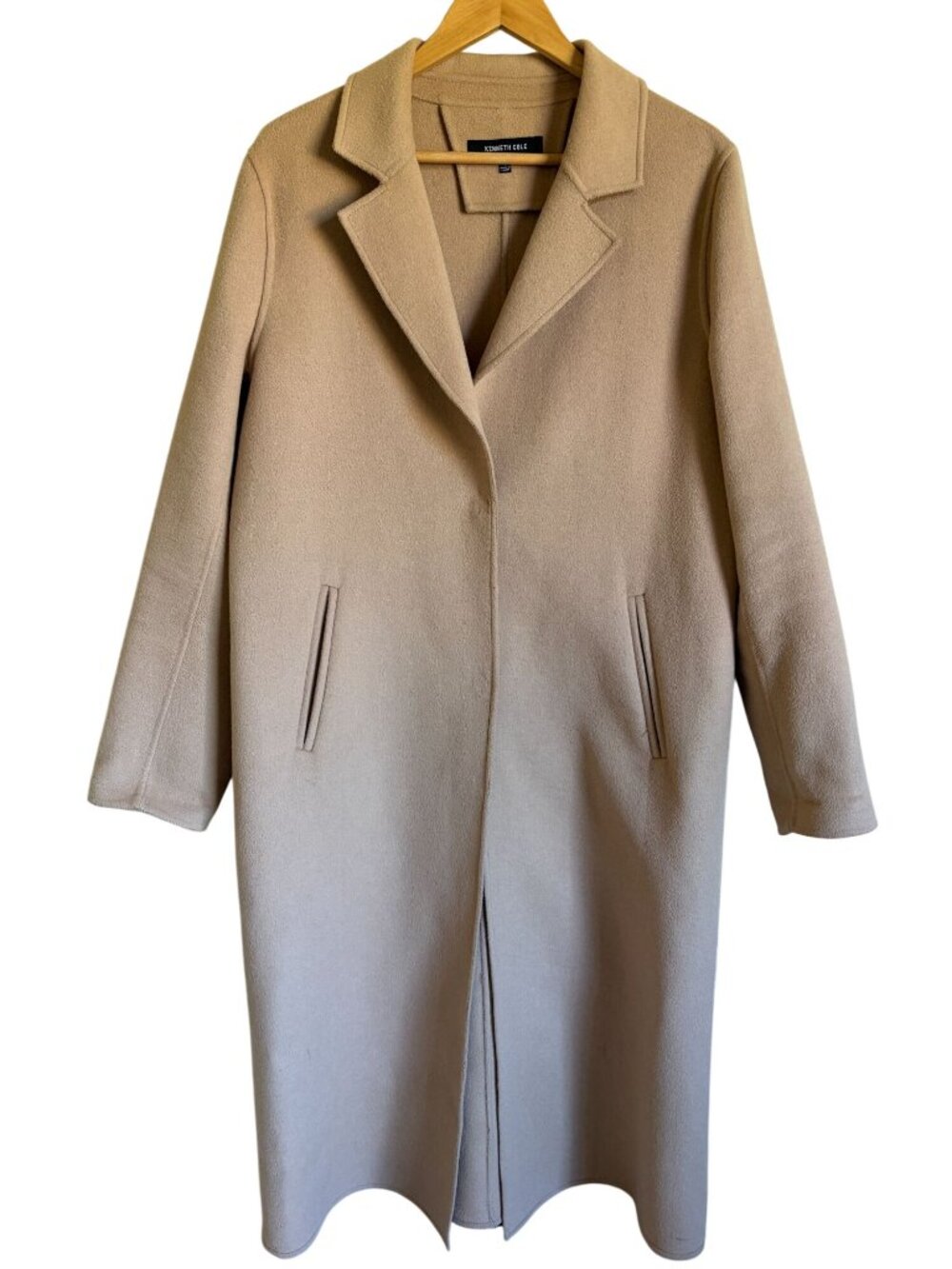 Kenneth Cole Size Large Wool Taupe Tan Long Coat Notch Lapels Single Breasted We